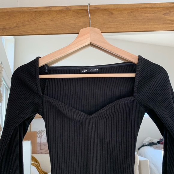 Zara Tops Zara Sweetheart Neckline Bodysuit Poshmark